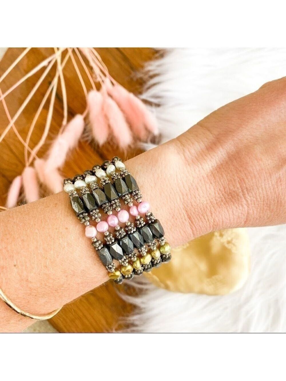 Gorgeous magnetic bead bracelet/necklace versatile
